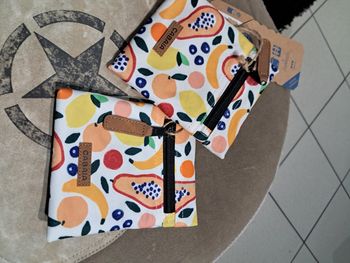 Pochette Cabaia latérale X2 fruits