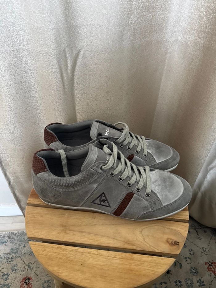 Baskets Le Coq Sportif grises et bordeaux – Homme – Taille 42 neuves - photo numéro 3