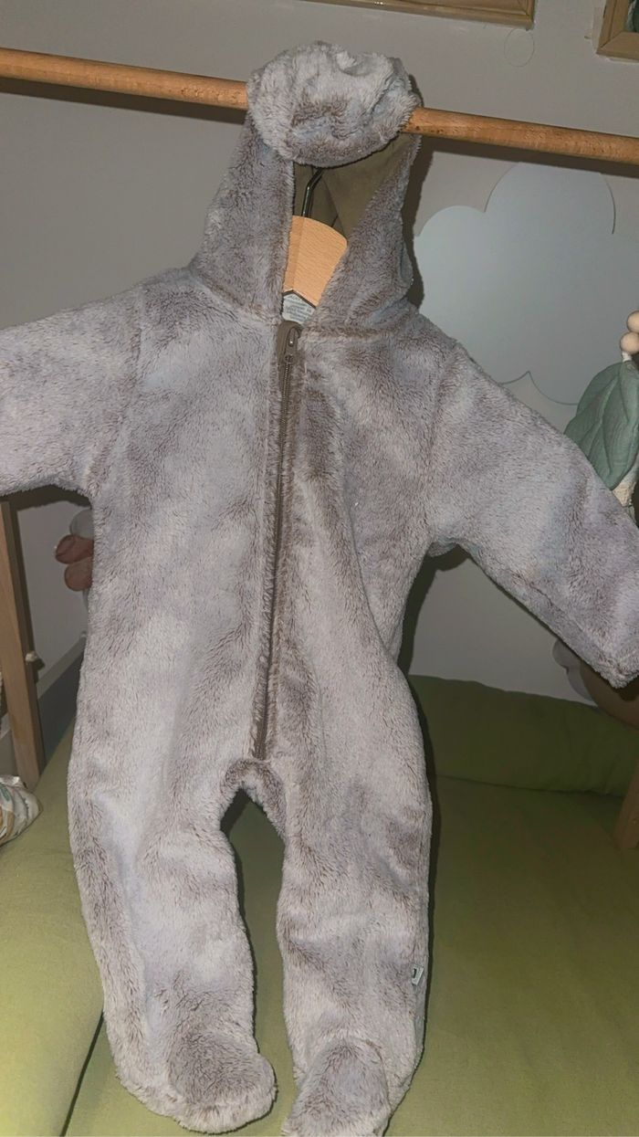 Doudounes , combi,vestes ( MANGO ,Zara) - photo numéro 5