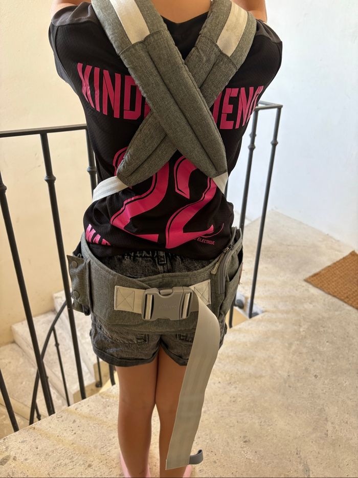 Porte bébé - photo numéro 2