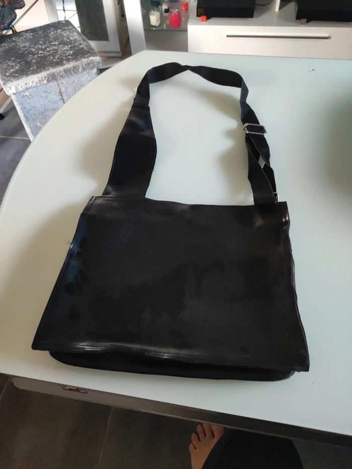 Sac à main noir