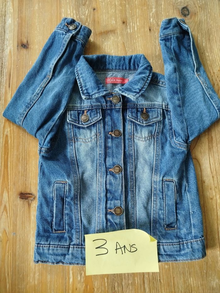 Veste en Jean 3 ans - photo numéro 1