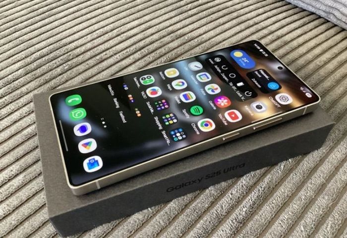 Samsung Galaxy s25 - photo numéro 2
