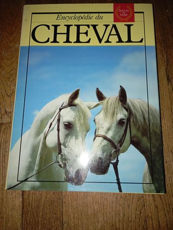 Livre encyclopédie du cheval neuf