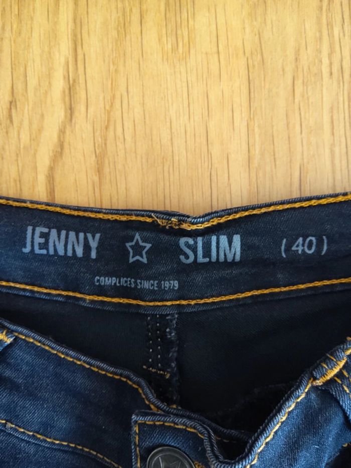 Jeans noir - photo numéro 3