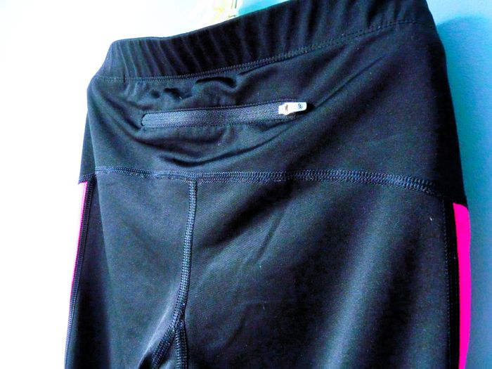pantacourt legging femme asics sport XS 34 noir technique TBE - photo numéro 2