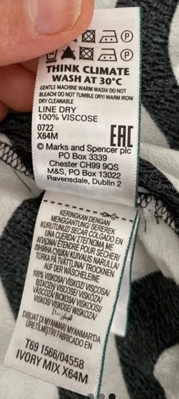 Robe longue fluide imprimée Marks&Spencer - photo numéro 9