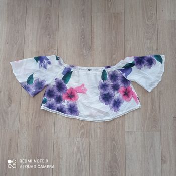 Crop top à fleurs t42