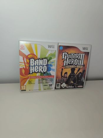 Wii - Guitar hero + Band hero