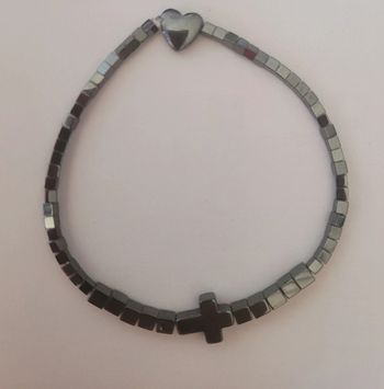 Bracelet en pierres naturelles d Hématite