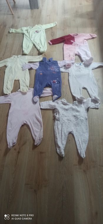 Lot de 7 pyjamas 12 mois