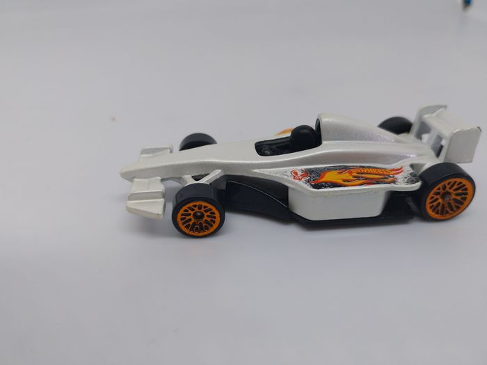 Hot Wheels GP-2009 Multi Pack Excusive 2017 - photo numéro 5