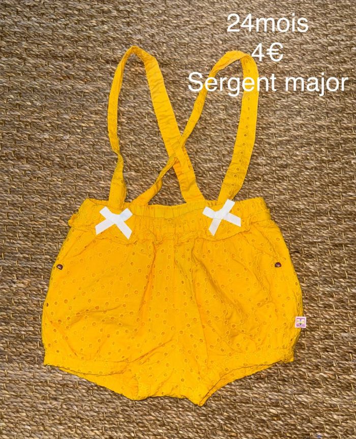 Short fille sergent major