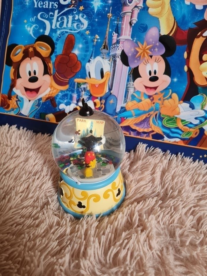 Boule à neige musicale Mickey mousse de Disney neuve - photo numéro 2
