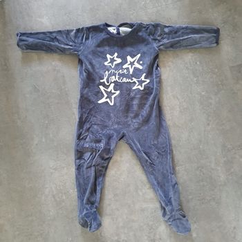 Lot 2 pyjamas