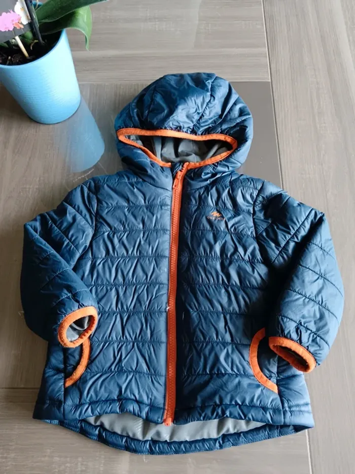 Parka moltoner garçon 2ans peu servir pour jouer dehors