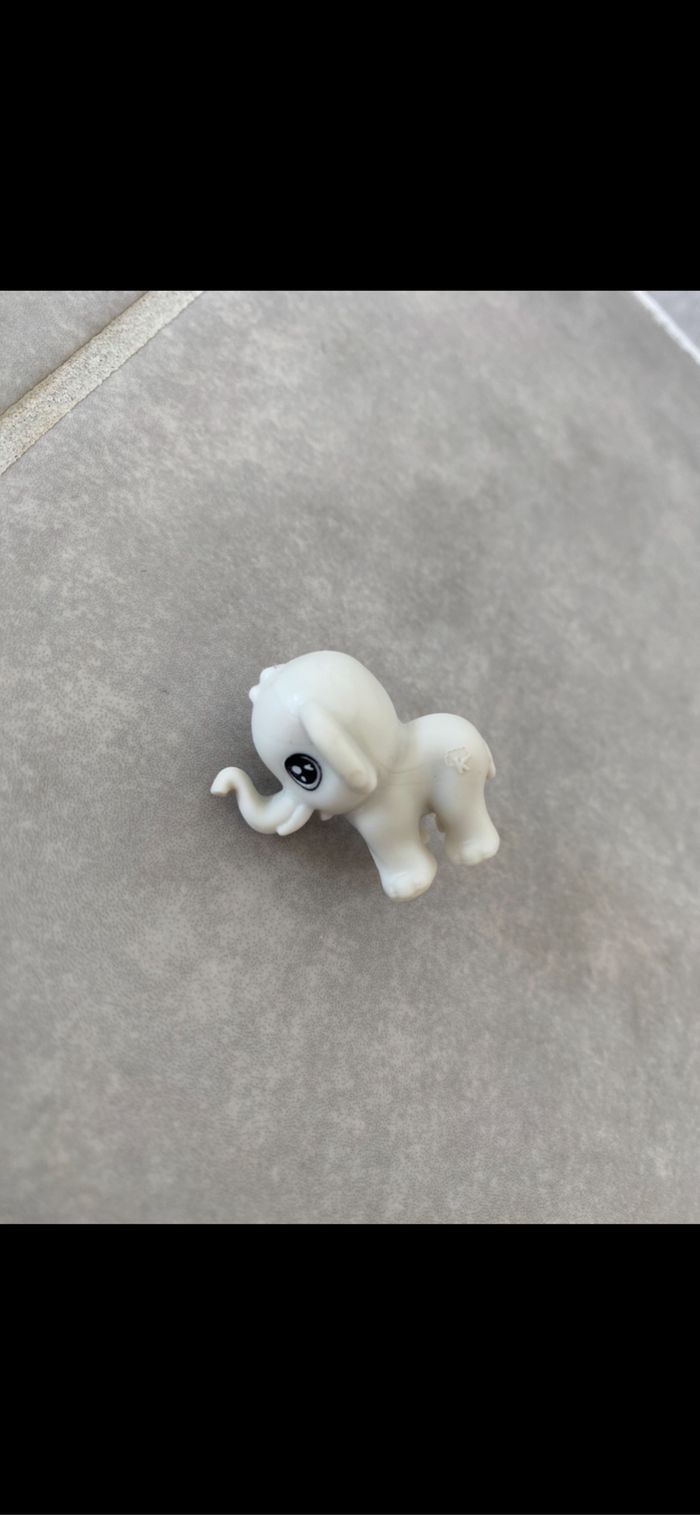 Jouet figurine éléphant - photo numéro 2