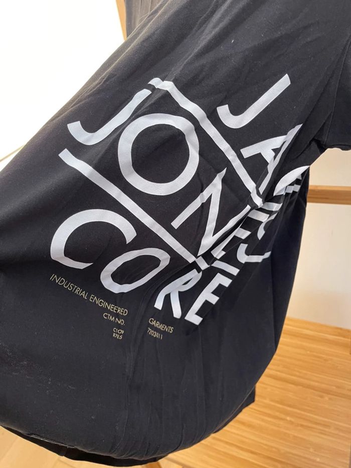 Tee-shirt noir homme - photo numéro 4