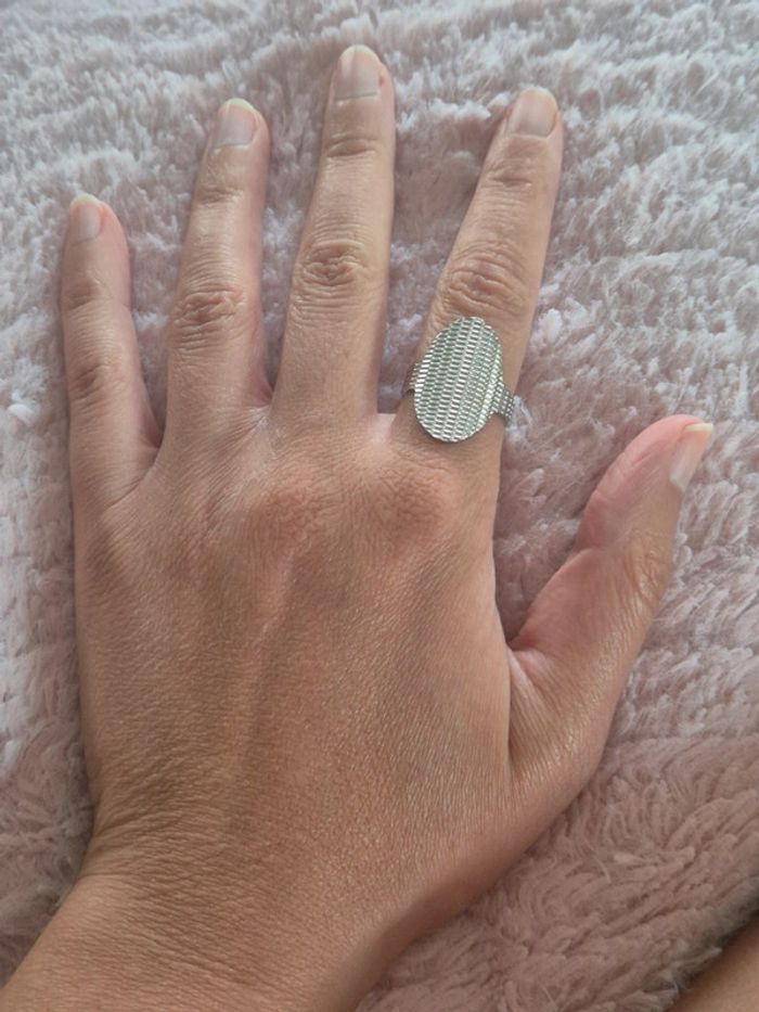 Jolie bague bandeau ovale - photo numéro 5