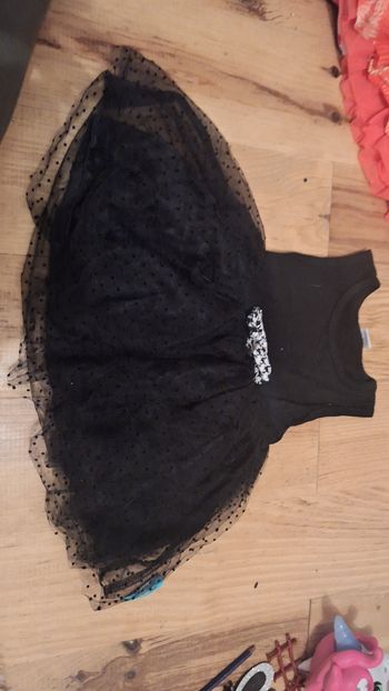 Robe 12/18mois neuve