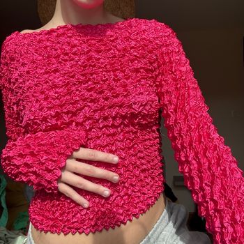 Haut rose effet bouffant