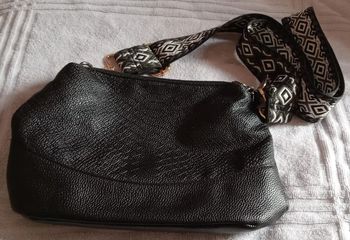 Sac besace bandoulière noir
