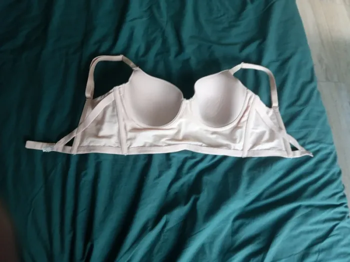Soutien gorge amoliforme dos nu - photo numéro 4