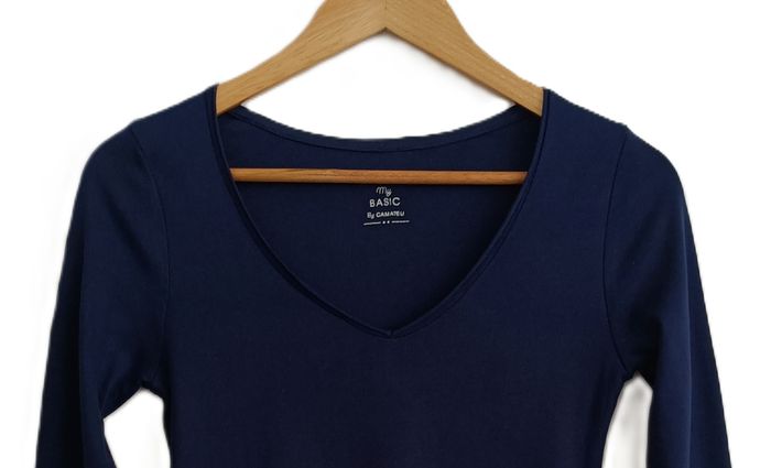 T shirt bleu marine à manches longues. Camaïeu. Taille 34 /36 - photo numéro 2