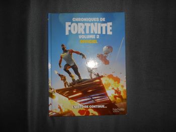 Livre: Chroniques de Fortnite, officiel, volume 2 (Hachette Jeunesse)