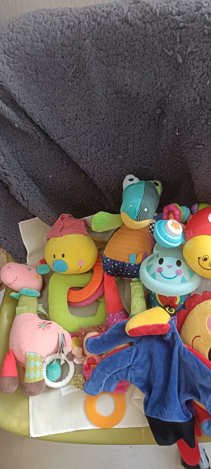 Lot jouets bébés - photo numéro 10