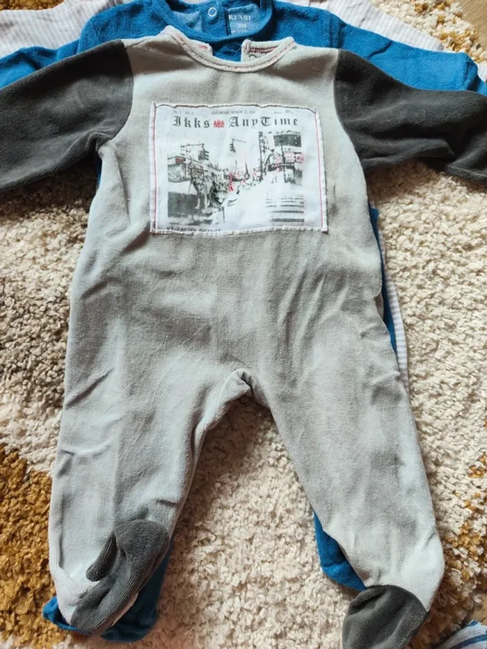Lot 4 pyjamas velours - photo numéro 4