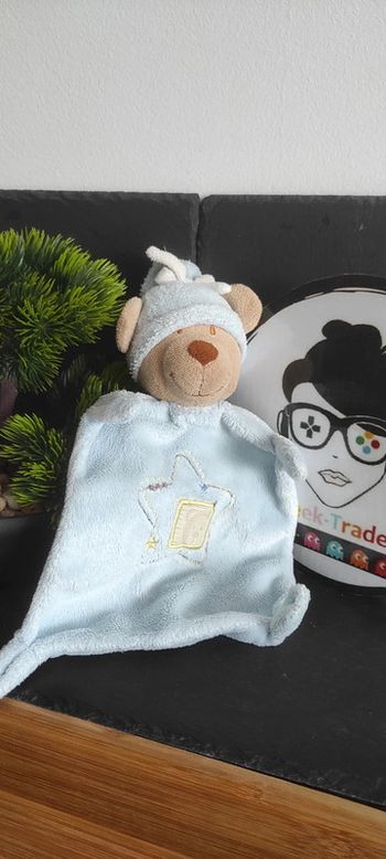 doudou plat ours nicotoy kitchoun kiabi bleu étoile ourson fenêtre bonnet Marron