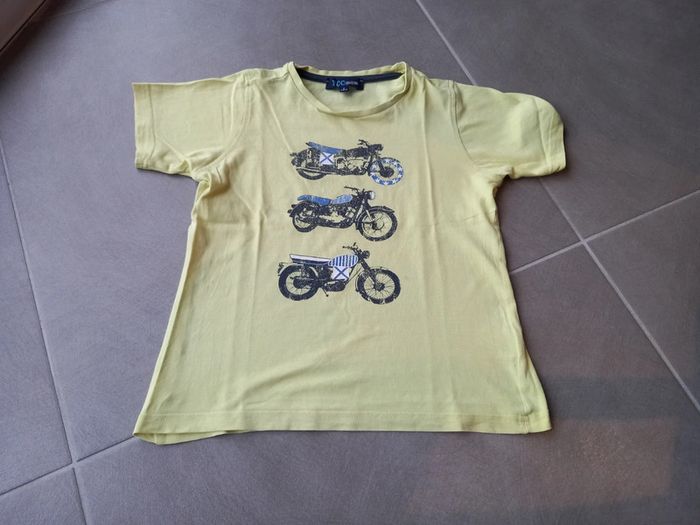 Tee shirt