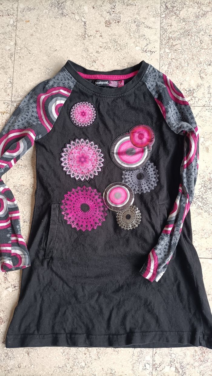 Robe 5/6 ans