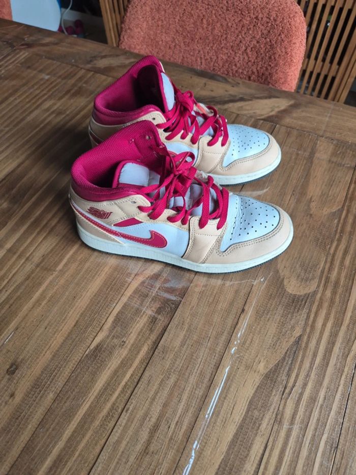 Baskets montantes Nike Air Jordan - photo numéro 3