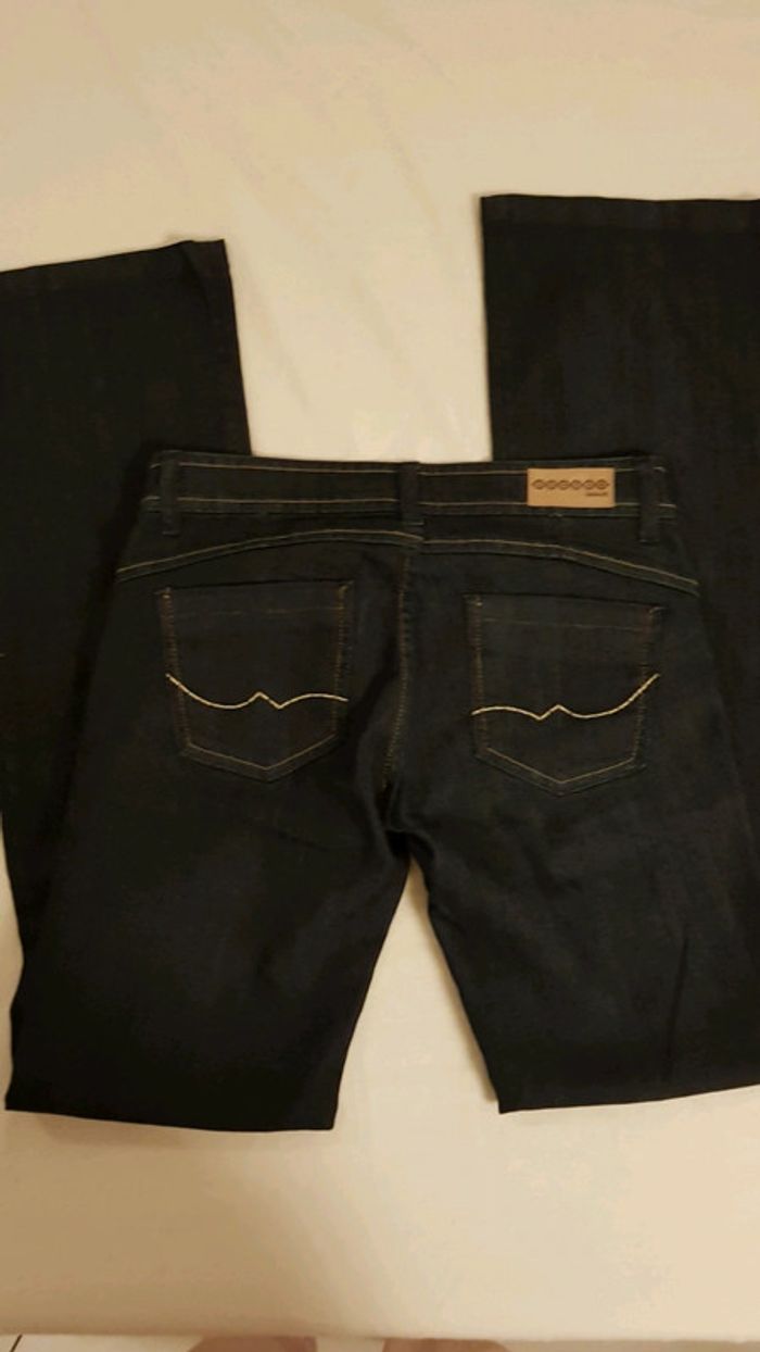 Superbe Jean Bonobo neuf - photo numéro 3