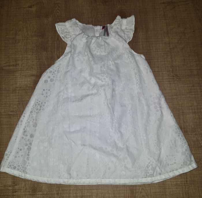Robe blanche 18mois