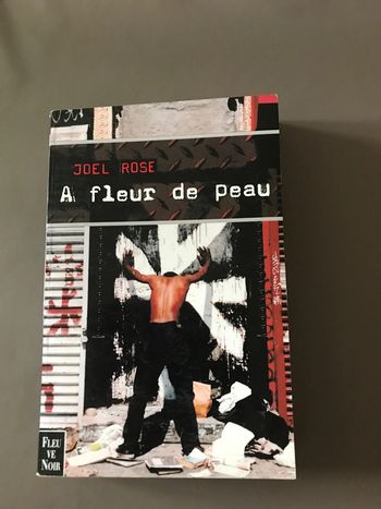 Livre À fleur de peau