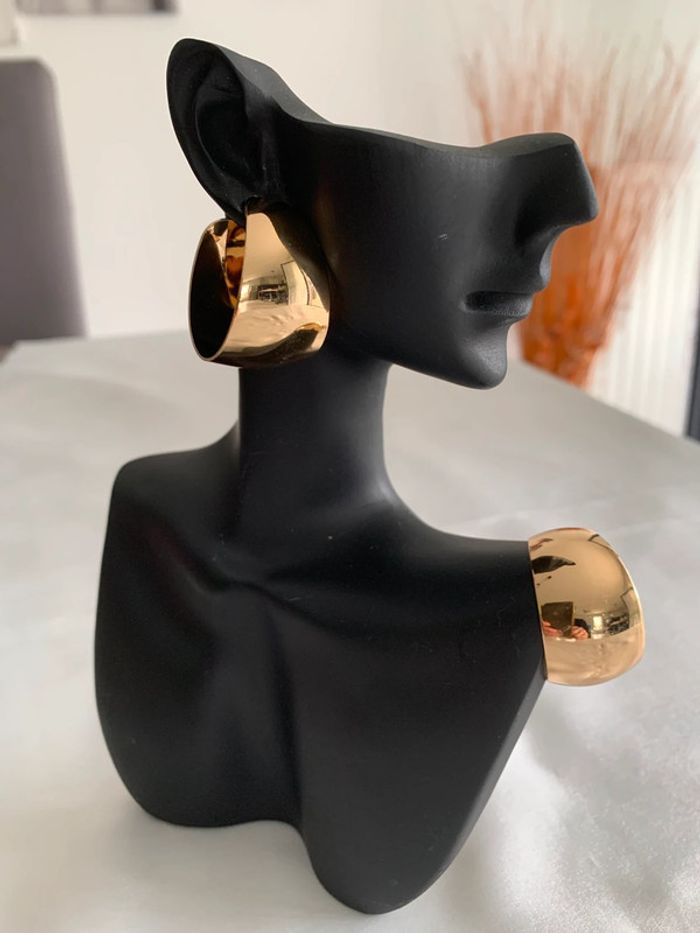 Boucles d’oreilles créoles larges dorées 29 mm - photo numéro 3