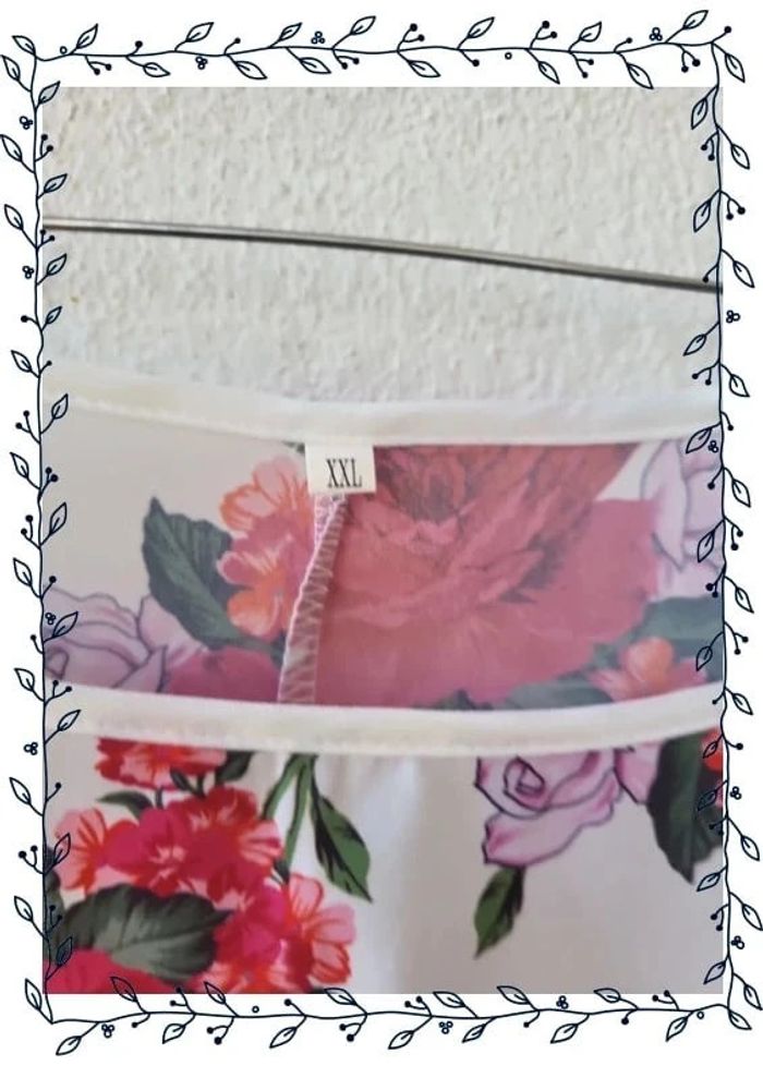 Blouse/tunique motif fleur - photo numéro 3