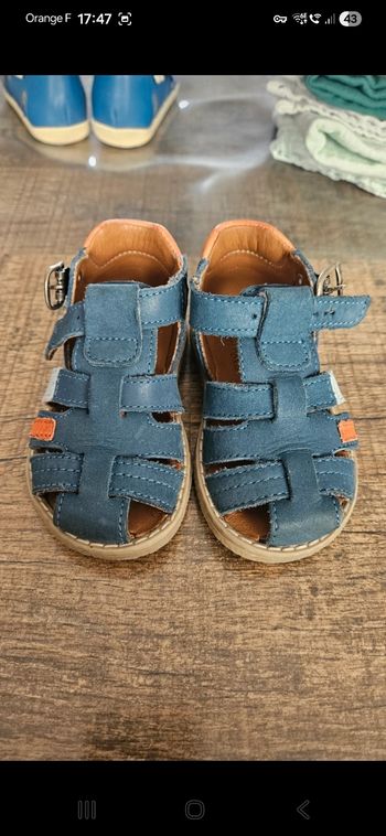 Sandales bellamy taille 21