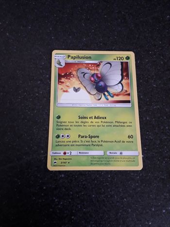 Papilusion carte Pokémon neuve