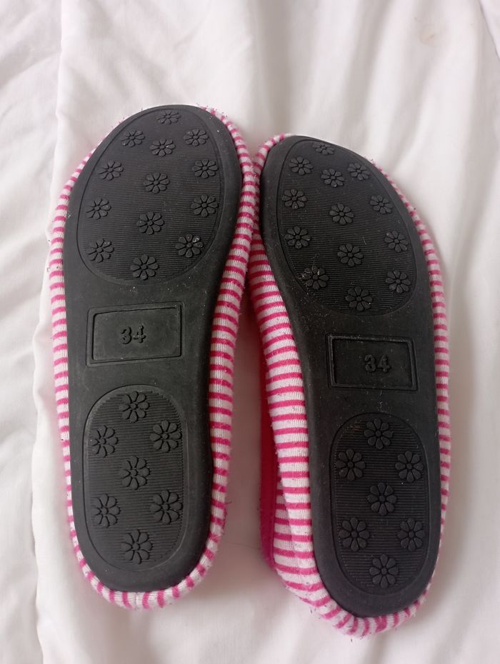 Chausson rayé rose/blanc taille 34 1€ - photo numéro 2