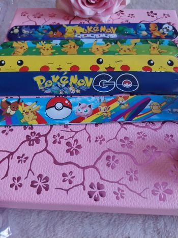 Bracelets à clipser pokemon 1e pour 1