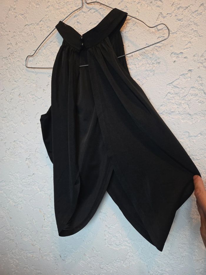 Haut femme dos nu - photo numéro 2