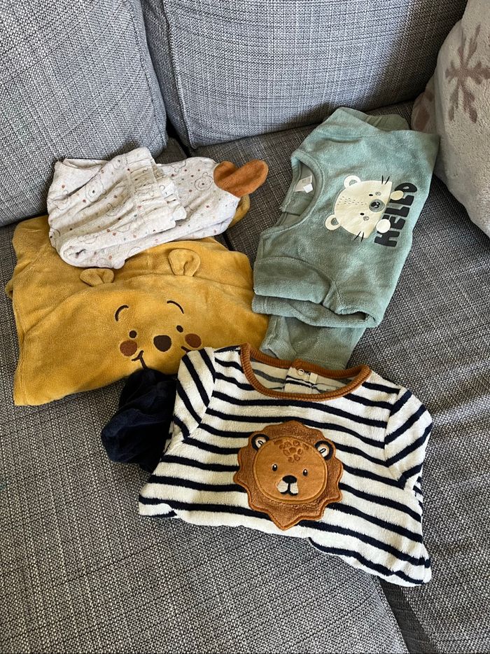 Lot pyjamas - photo numéro 2