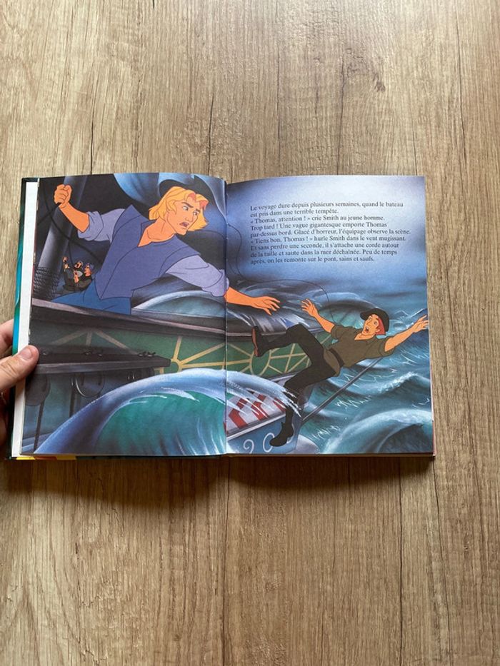 Livre Disney pocahontas - photo numéro 3