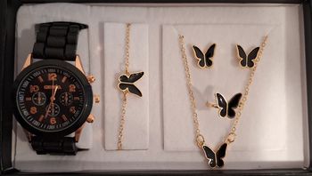 Parure montre bijoux 