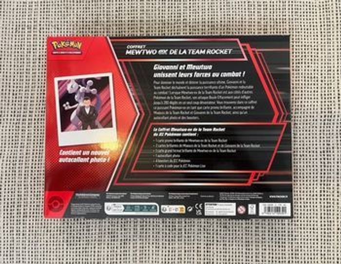 Coffret Mewtwo Ex de la Team Rocket Scellé Pokemon
