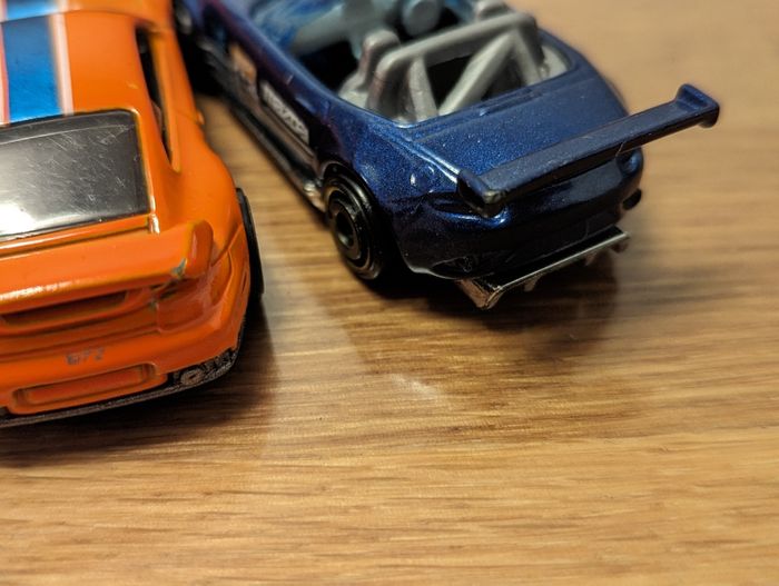 Lot 64 de 3 voitures de sport Hot Wheels - photo numéro 6